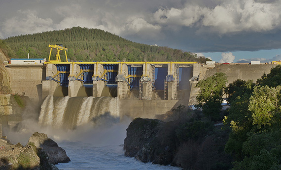 colbun-Embalse-C-Angostura-0416